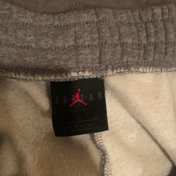 Jordan Tracksuit - Picture 5 of 5